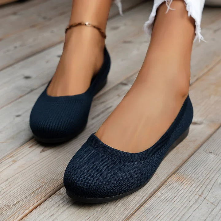Chaussures femme automne, respirantes, antidérapantes. Confort et soutien pour la santé des pieds délicats.