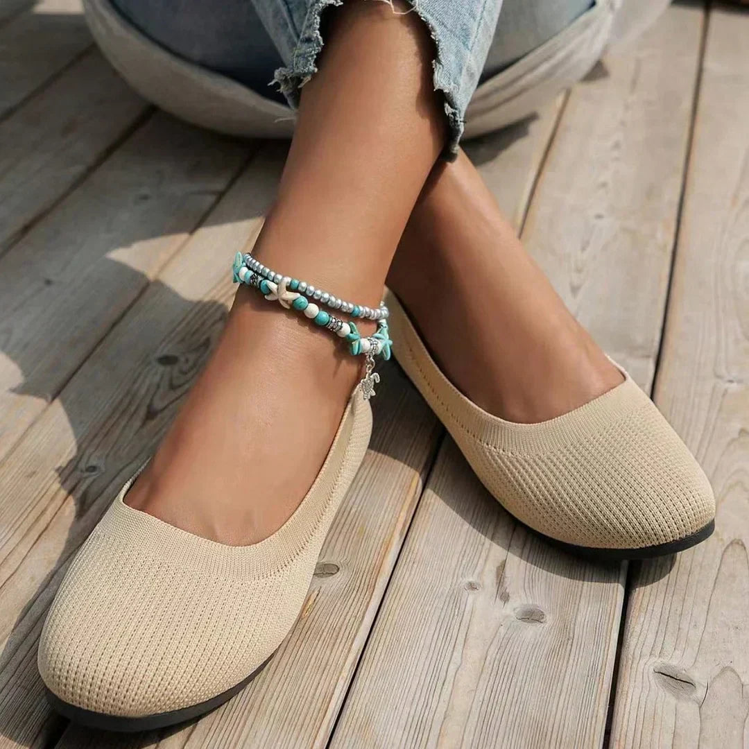 Confort orthopédique femme, chaussures respirantes. Soutien quotidien, parfaites pour la marche en automne.