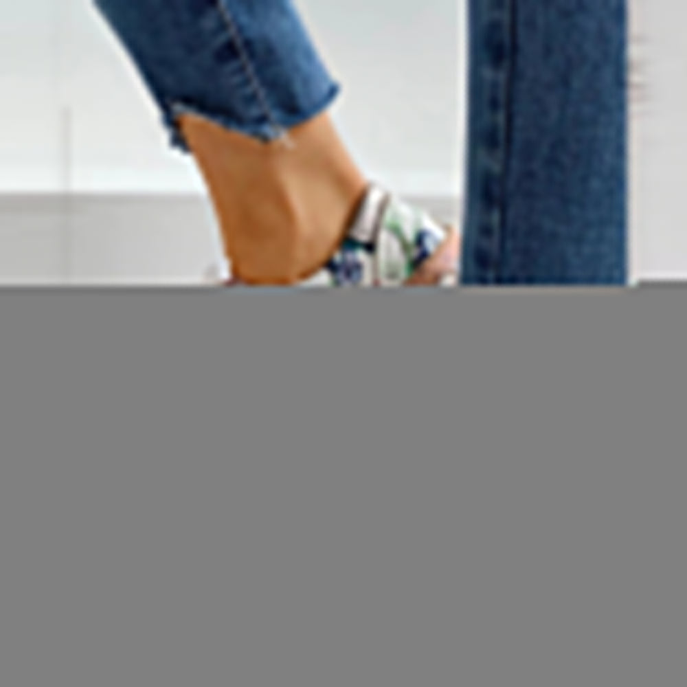 "Chaussures femmes florales élégantes, confortables, avec semelles légères et design floral vibrant pour un style tendance"