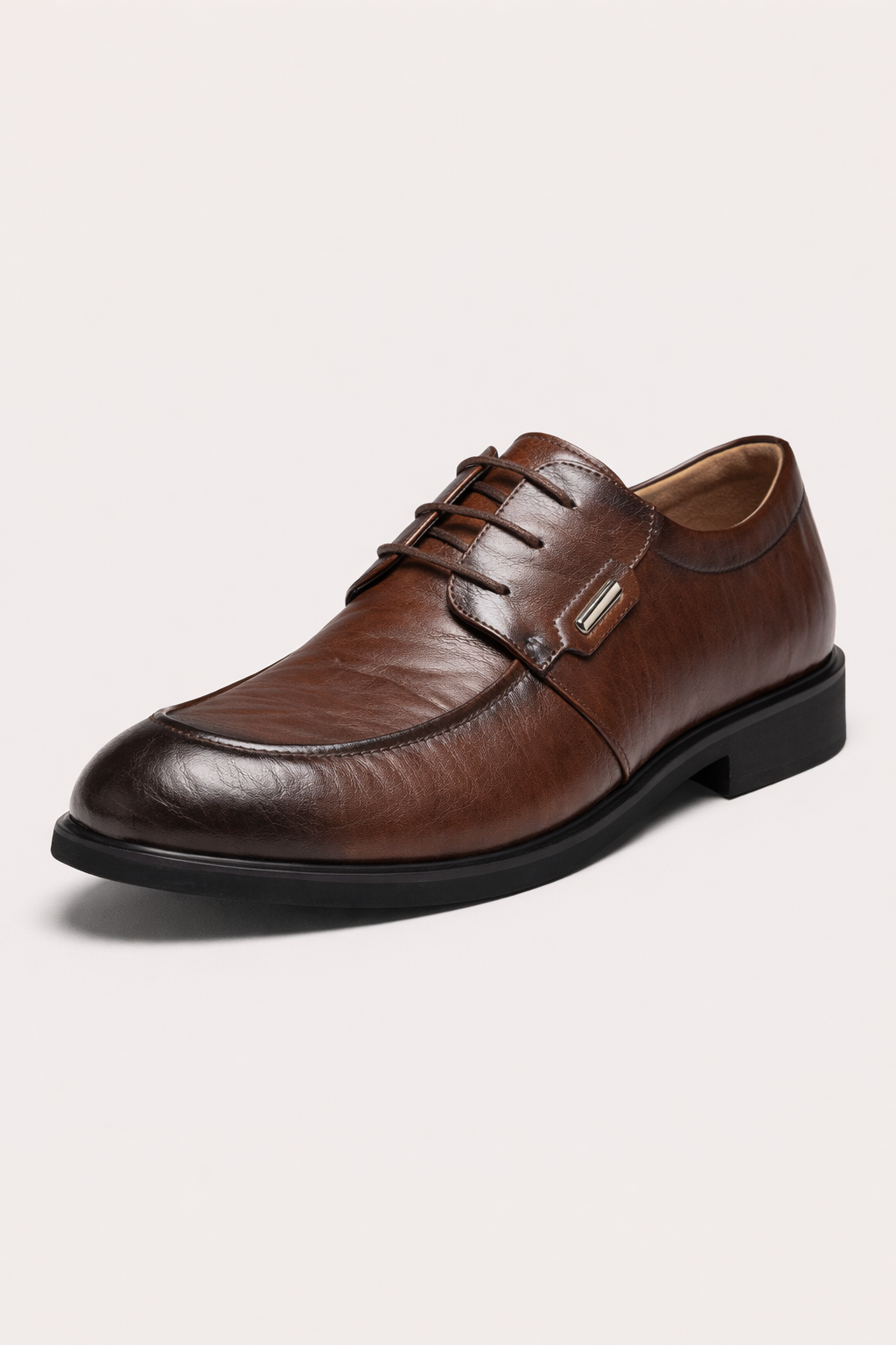 Chaussures formelles homme Bayron marron en cuir à lacets, idéales pour les affaires et événements élégants.