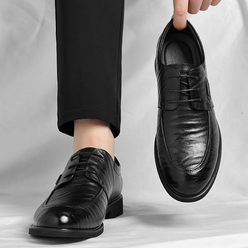 Chaussures de ville homme Bayron, chic et confortables, parfaites pour un style élégant au quotidien et en soirée.