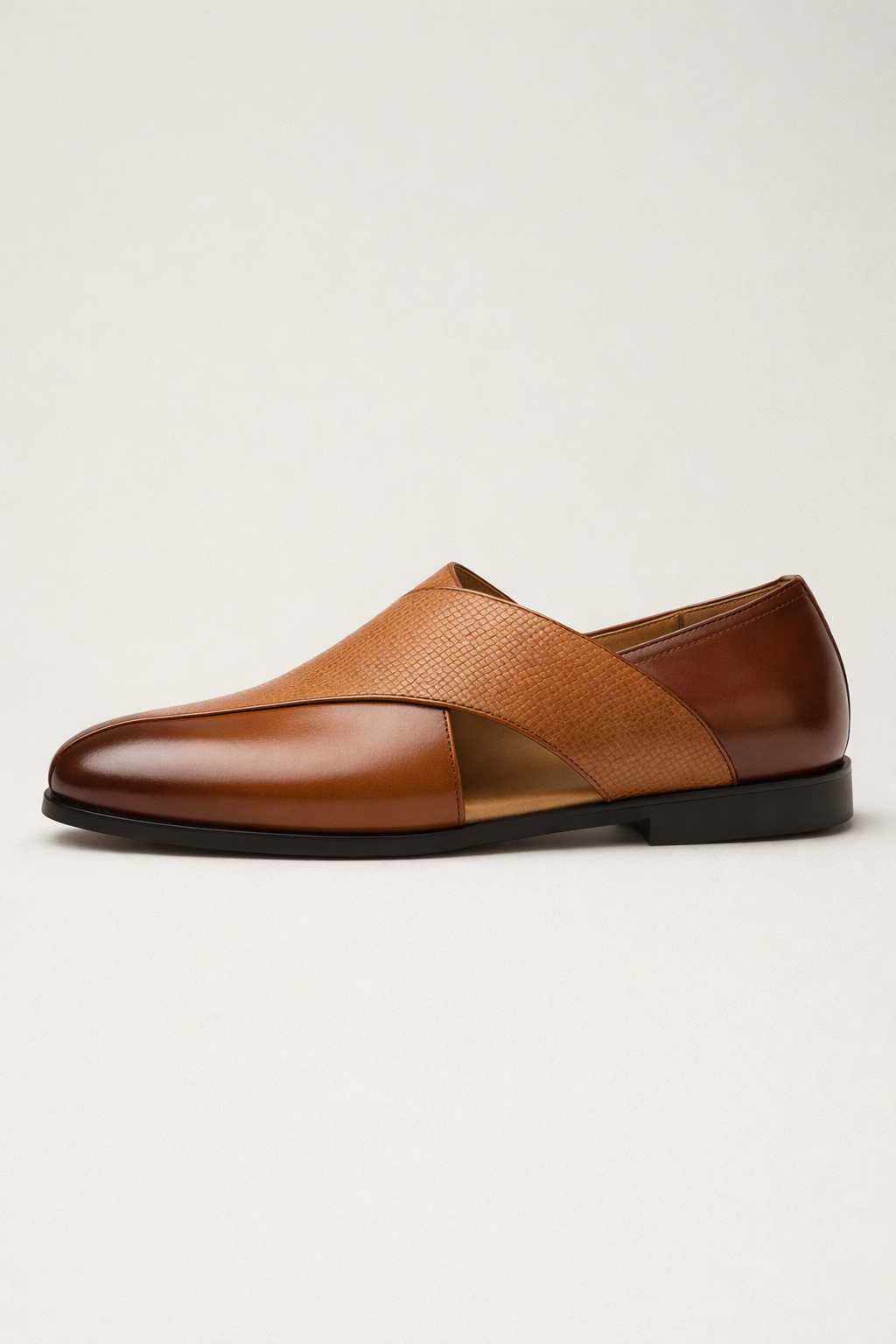 Chaussures habillées homme élégantes noires ou café, parfaites pour le bureau et les soirées formelles. Style chic.