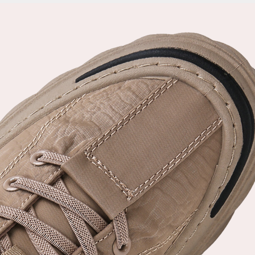 Chaussures homme élégantes, confort optimal.  Design intemporel, parfaites pour toutes occasions.