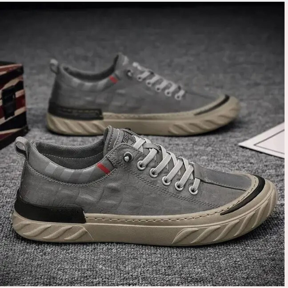 Chaussures homme élégantes, confort optimal.  Design intemporel, parfaites pour toutes occasions.