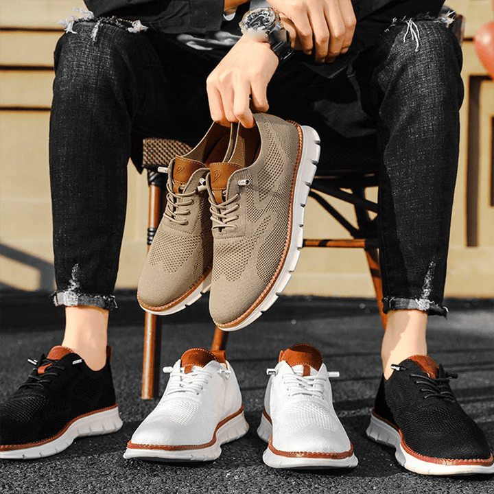 "Chaussures homme élégantes en cuir végétal marron avec semelle intérieure mémoire, apportant style et confort au quotidien."