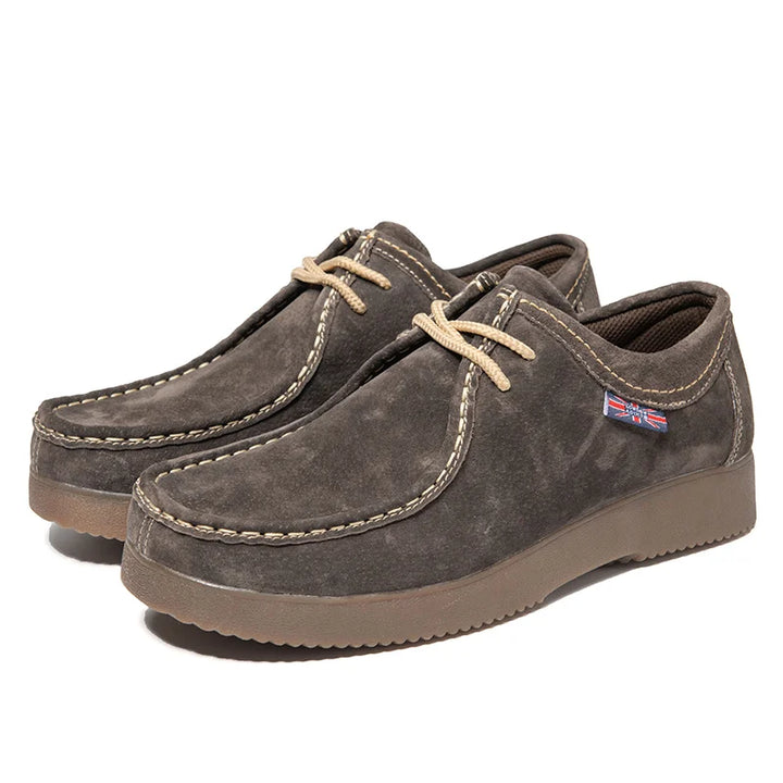 Chaussures homme en cuir, style classique, confort supérieur.  Semelles rembourrées.