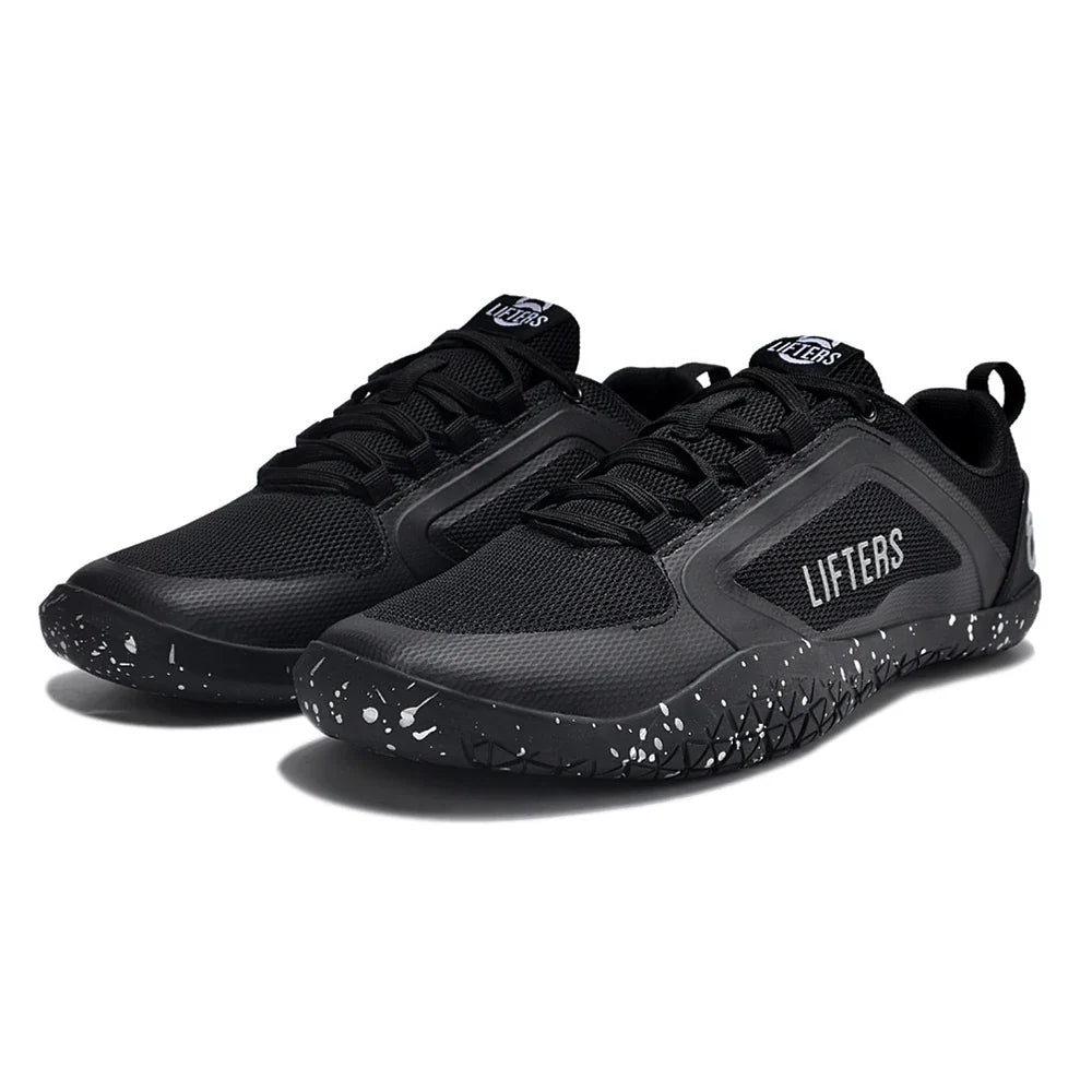 Paire de chaussures LIFTERS sport lifestyle respirantes pour hommes et femmes, offrant confort et légèreté.