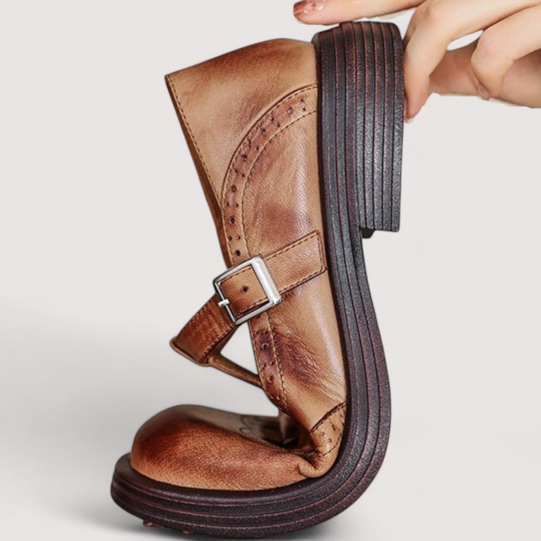Élégantes chaussures Mary Jane femme en cuir véritable avec bride cheville, parfaites pour tout look.