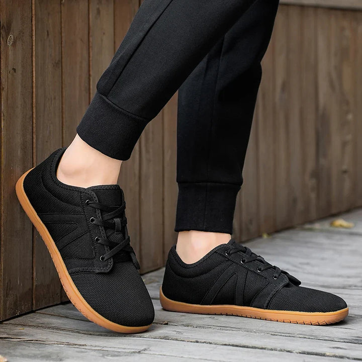 Chaussures minimalistes flexibles et respirantes pour pieds larges, offrent un confort léger pour l'extérieur.