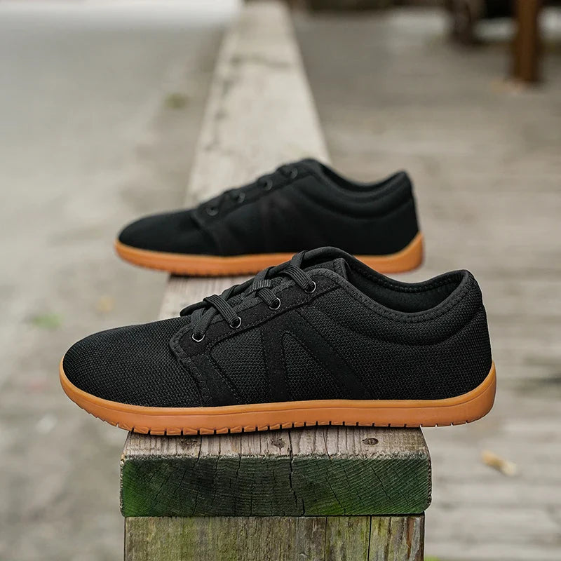 Chaussures minimalistes ultra-confortables pour pieds larges, respirantes et légères pour un usage quotidien.
