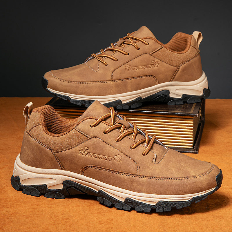 Chaussures Charles hommes respirantes, confort et soutien orthopédique pour pieds fatigués.