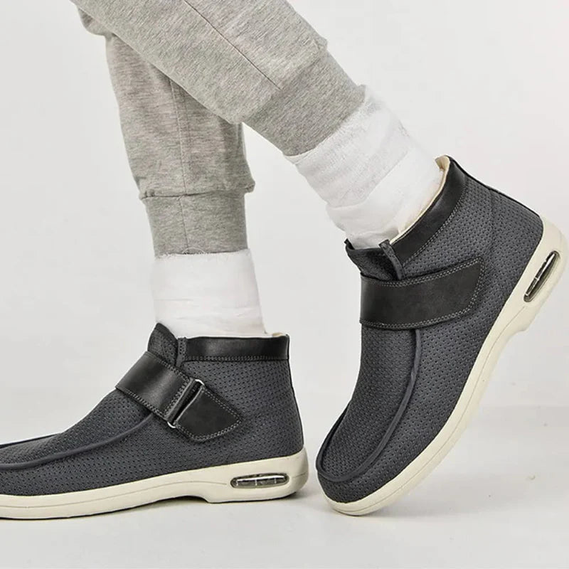 Chaussures chaudes orthopédiques confortables pour diabétiques et pieds sensibles. Soutien optimal et design unisexe.