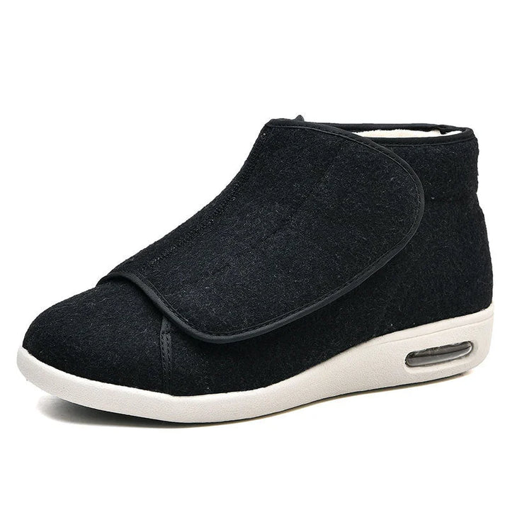 Chaussons orthopédiques chauds, adaptés aux pieds larges, offrant confort et maintien pour l'intérieur et l'extérieur.