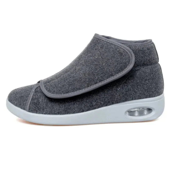 Chaussures orthopédiques montantes chaudes pour femmes, idéales pour l'hiver et les pieds sensibles.