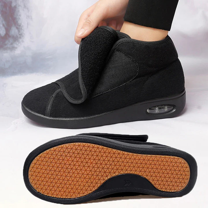 Femme portant des chaussures orthopédiques montantes chaudes et confortables, parfaites pour l'hiver.