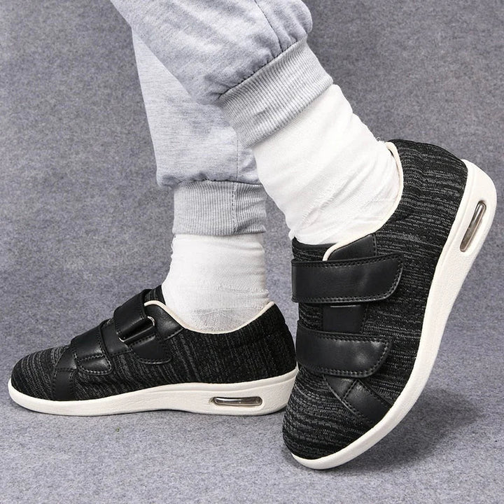 Chaussures à fermeture autoagrippante pour un ajustement personnalisé, soutien maximal, idéales pour pieds sensibles.