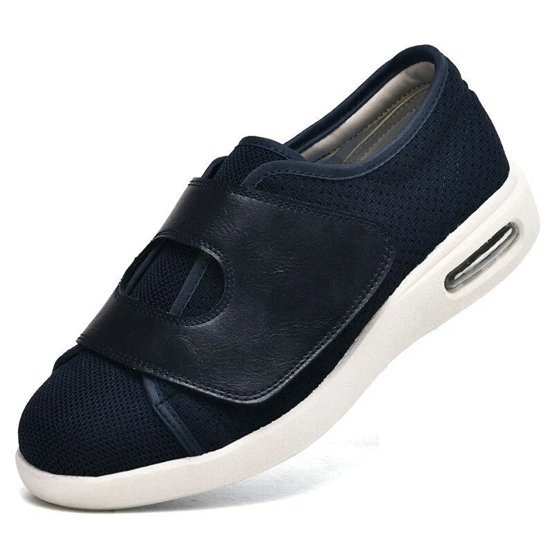 Chaussures orthopédiques unisexes respirantes et légères, idéales pour un confort quotidien et le soutien de la voûte plantaire.