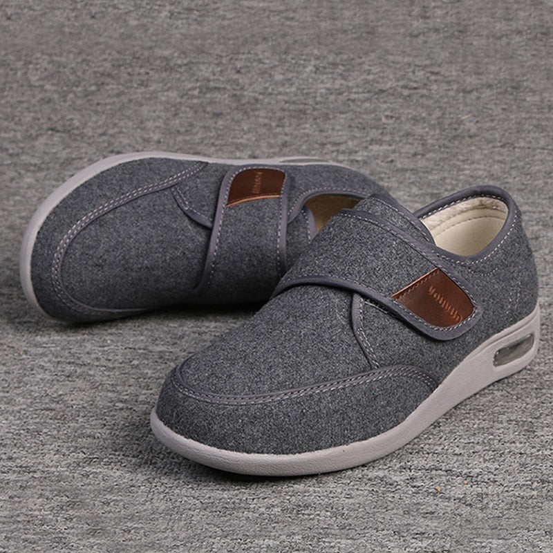 Chaussures orthopédiques réglables et respirantes pour hommes et femmes. Idéales pour pieds gonflés, un confort optimal.