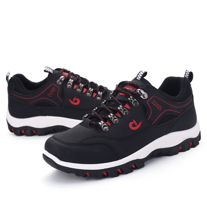 Chaussures orthopédiques unisexes pour un confort et soutien des pieds quotidiens.