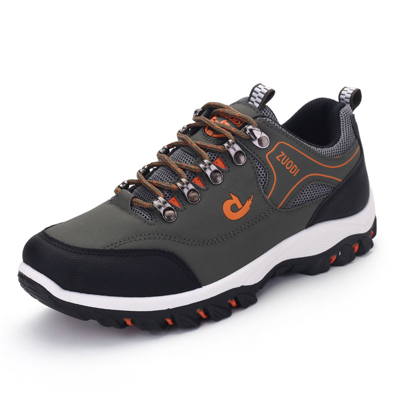 Paire de chaussures unisexes avec soutien orthopédique pour un confort maximal des pieds.