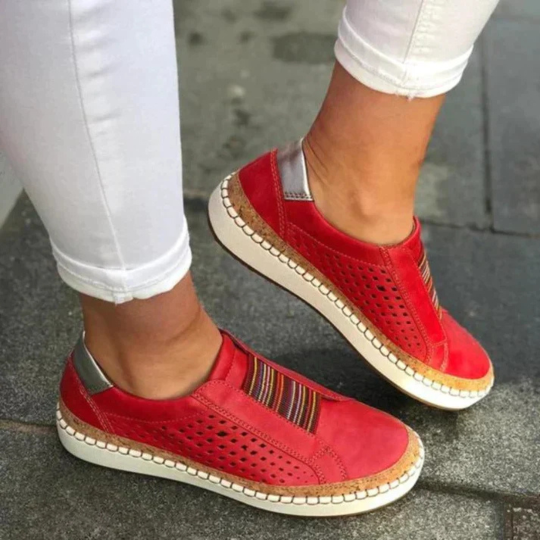 Chaussures orthopédiques femme confortables et élégantes, soutien optimal, semelle antidérapante, plusieurs couleurs.
