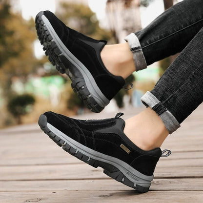 Chaussures orthopédiques homme, confort supérieur.  Maille respirante, maintien optimal.  Semelles antidérapantes.