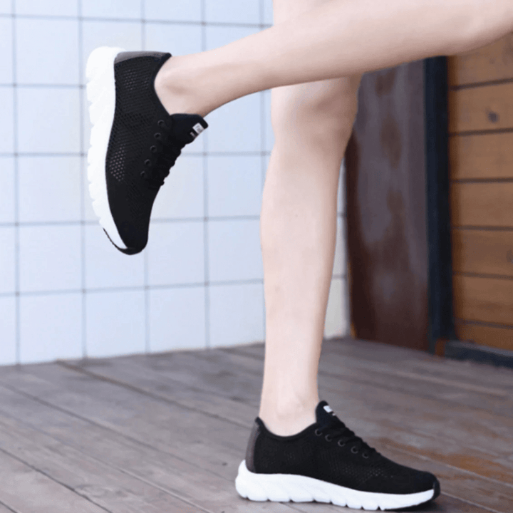"Chaussures orthopédiques modernes pour femmes, confort respirable, design élégant, couleurs : Blanc, Noir, Rose."