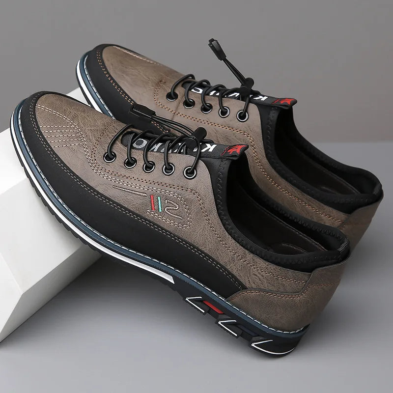 Chaussures Oxford homme élégantes et confortables.  Design classique, cuir raffiné.