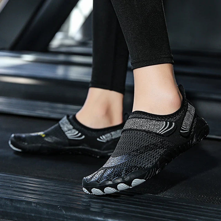 Chaussures aquatiques légères et souples femmes et enfants, parfaites pour paddleboard ou natation.