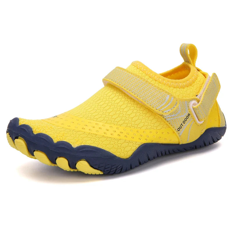 Chaussures d'été aquatiques femmes et enfants, protection légère et séchage rapide pour les pieds.