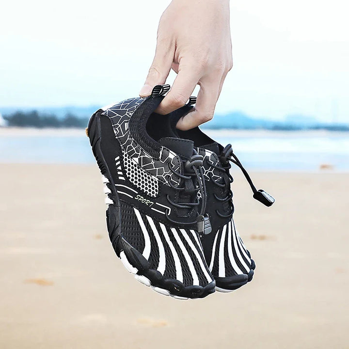 Chaussures pieds nus enfants robustes, conçues pour le sport, l'extérieur et l'aventure avec un confort optimal.