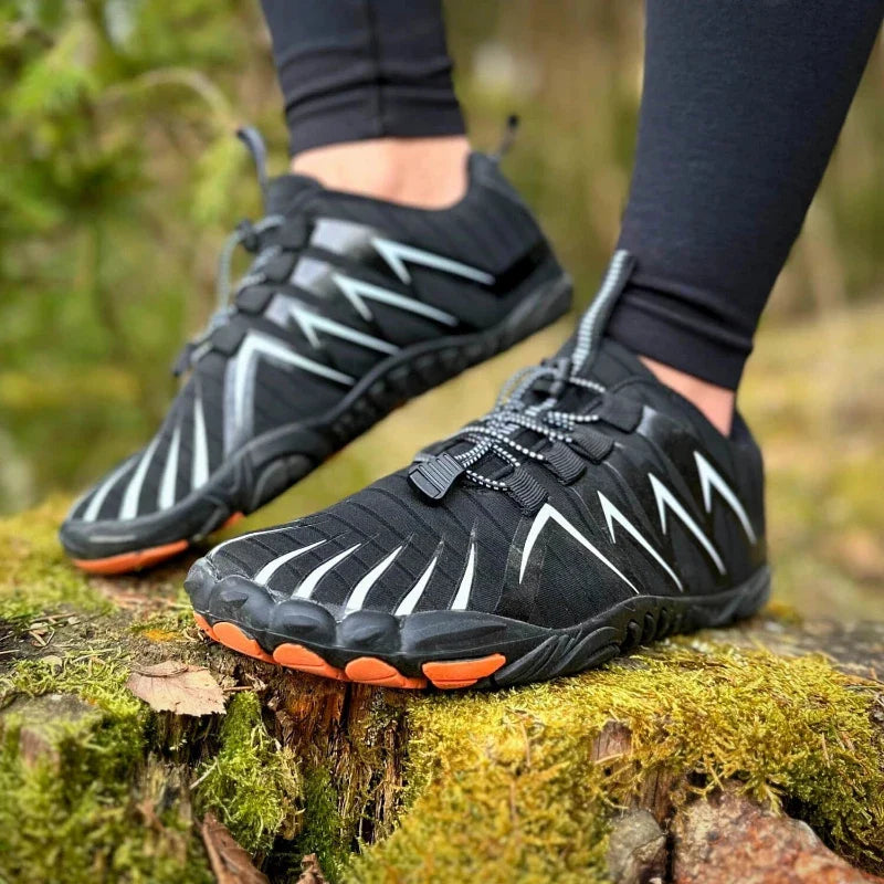 Chaussures pieds nus ergonomiques pour la marche et le sport, favorisant le bien-être et la santé du pied.