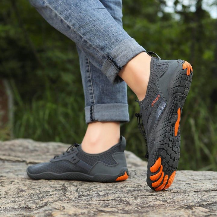 Paire de chaussures pieds nus Feel Pro saines et confortables pour hommes et femmes, parfaites pour l'eau et le sport.