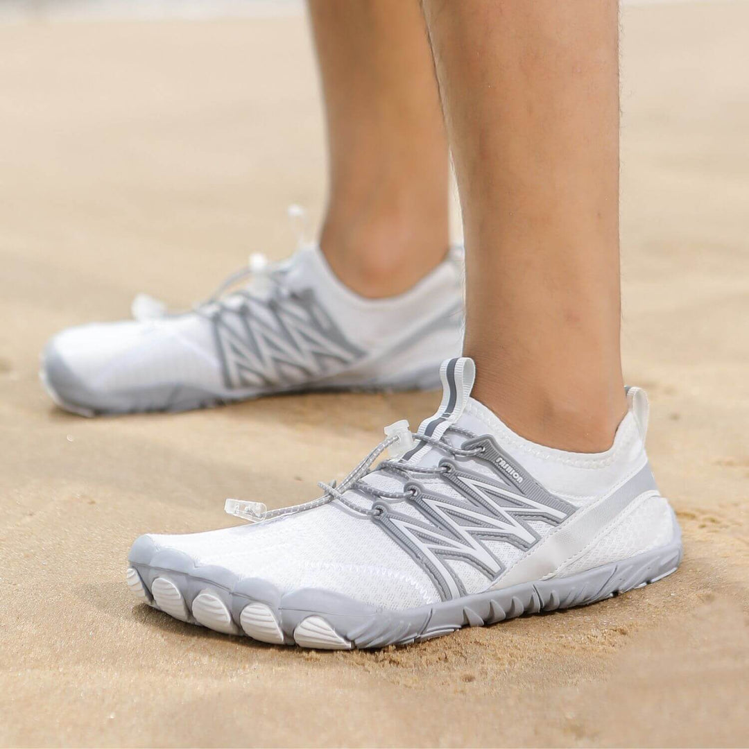 Chaussures minimalistes pieds nus, souples et confortables, pour une expérience de marche naturelle et saine.