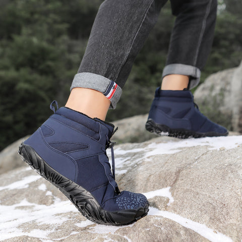 Chaussures sport hiver Arctic Contact, performance et chaleur pour hommes et femmes actifs.