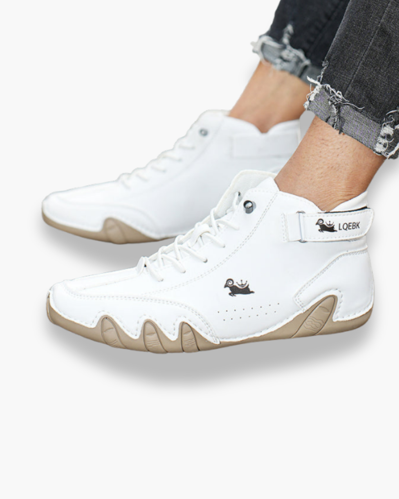 "Chaussures pieds nus homme imperméables, semelle antidérapante, design épuré, confortables pour nature et ville."