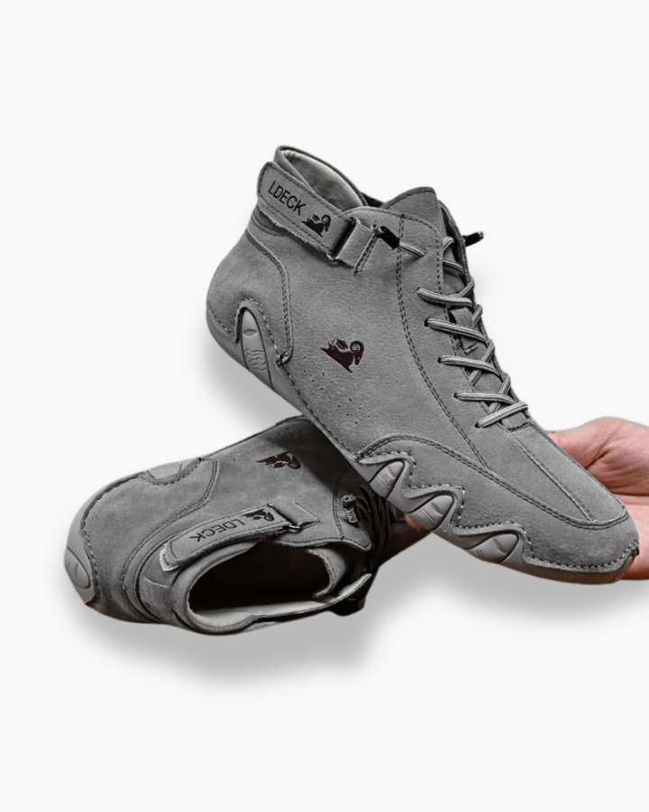"Chaussures pieds nus homme imperméables, semelle antidérapante, design épuré, confortables pour nature et ville."