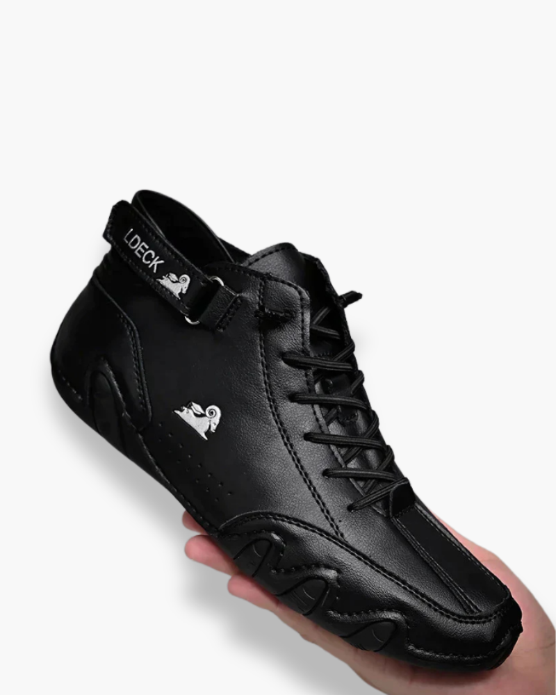 "Chaussures pieds nus homme imperméables, semelle antidérapante, design épuré, confortables pour nature et ville."