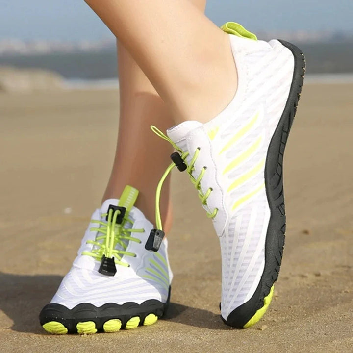 Chaussures pieds nus respirantes unisexe. Légèreté et séchage rapide pour randonnée ou usage décontracté.