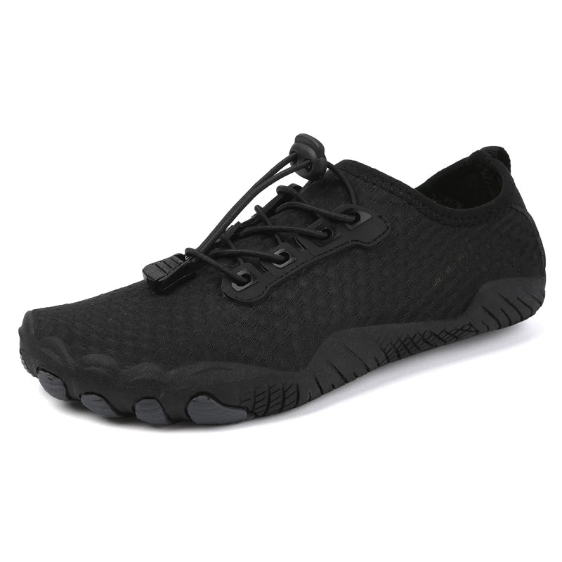 Chaussures pieds nus légères et souples pour la randonnée et le trail, idéales pour un confort maximal en extérieur.