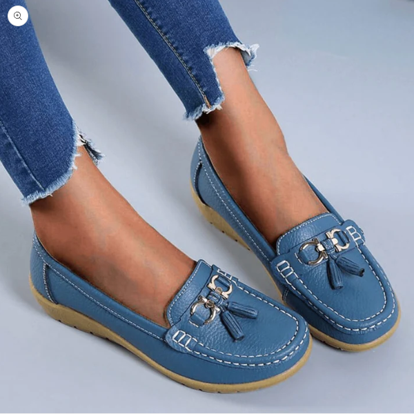 Mode femme, chaussures orthopédiques Vivienne, confort et soutien voûte pour pieds sensibles.