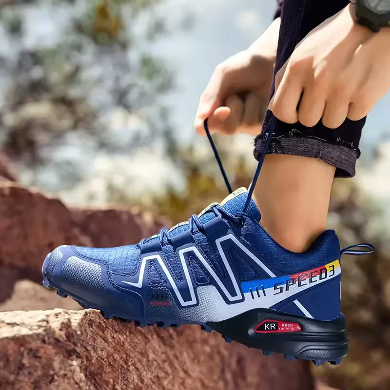 Chaussures randonnée homme, confort orthopédique, semelle antidérapante, adhérence parfaite.