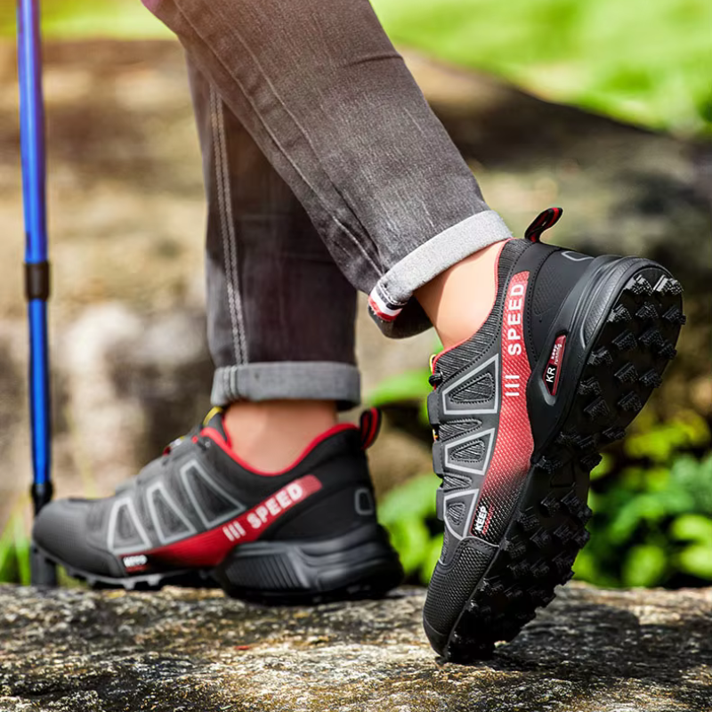 Chaussures randonnée homme, confort orthopédique, semelle antidérapante, adhérence parfaite.
