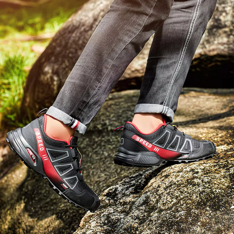 Chaussures randonnée homme, confort orthopédique, semelle antidérapante, adhérence parfaite.