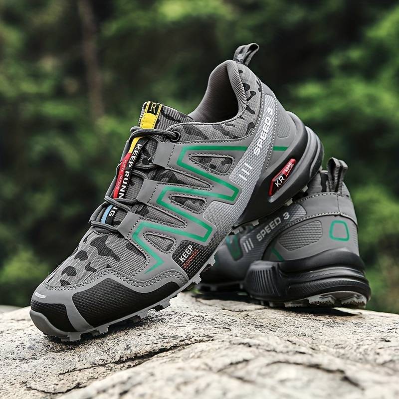 Chaussures randonnée imperméables. Design moderne, confort et durabilité pour toutes conditions.