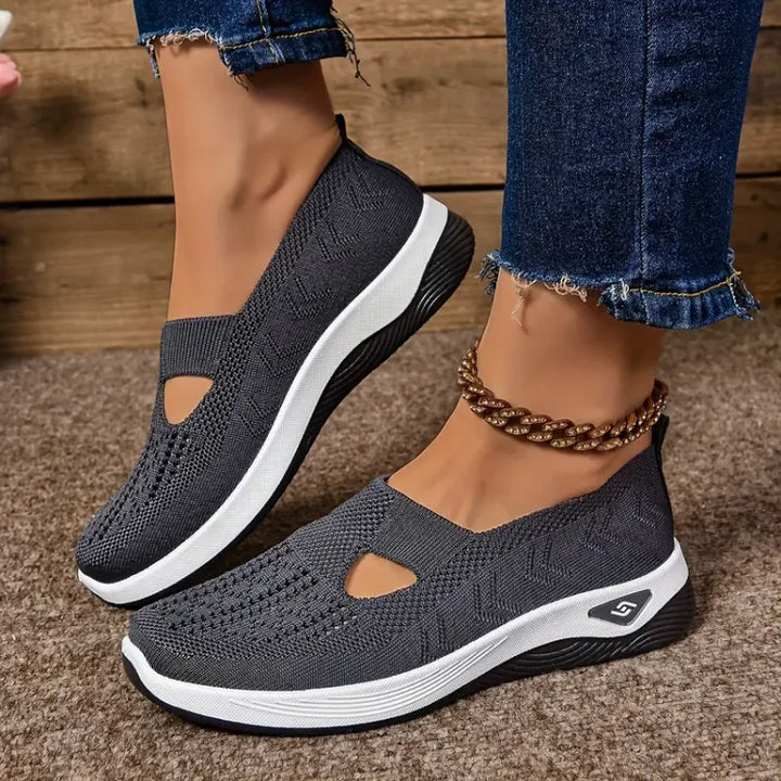 Chaussures de marche légères et confortables pour femme, modèle slip-on respirant, parfaites pour l'été.