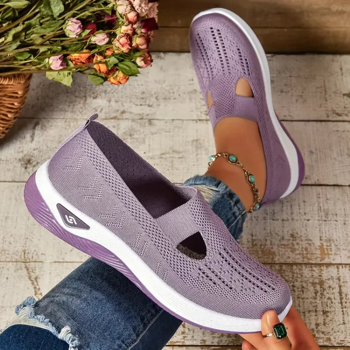 Slip-on légères pour femme, parfaites pour la marche et le quotidien, alliant mode et grand confort.