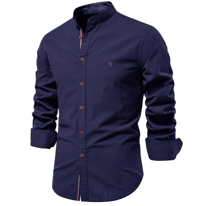 Chemise col Mao coton, élégante et moderne. Coupe ajustée,  détails soignés.  Parfait pour un look chic.