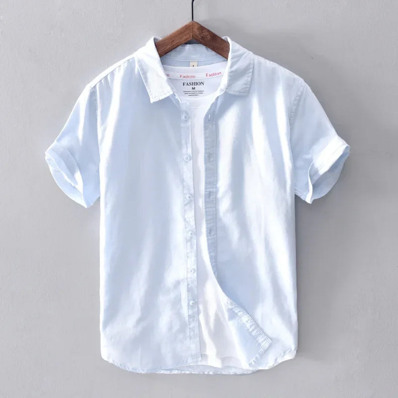 "Chemise décontractée jaune en lin pour hommes, col classique, idéale pour été et soirées élégantes."