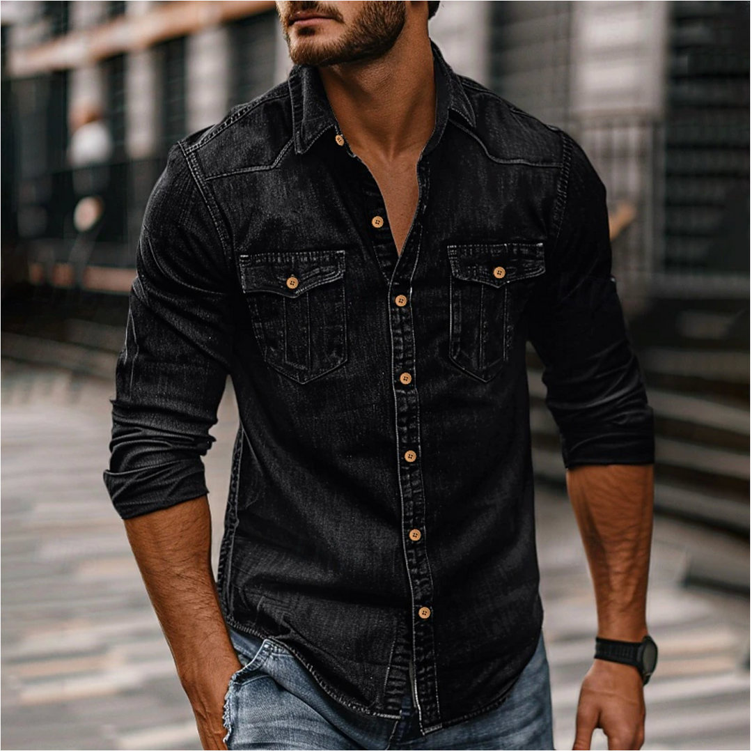 Chemise denim homme, coupe classique, poches poitrine, plusieurs couleurs.  Style décontracté et indémodable.